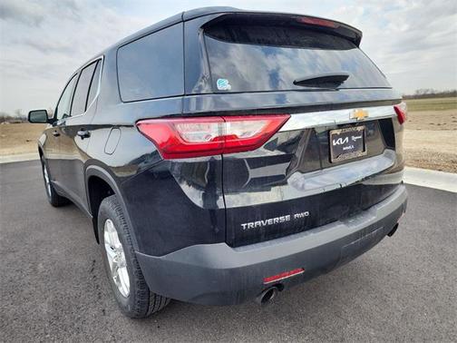 2021 Chevrolet Traverse LS