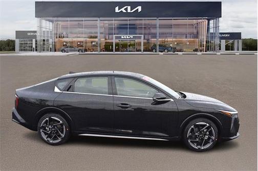 2025 Kia K4 GT-Line