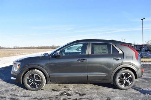 2025 Kia Niro EX