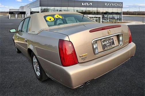2004 Cadillac DeVille Base