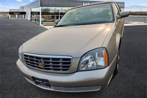 2004 Cadillac DeVille Base