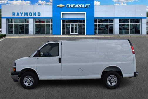 2025 Chevrolet Express 2500 RWD 2500 Regular Wheelbase WT