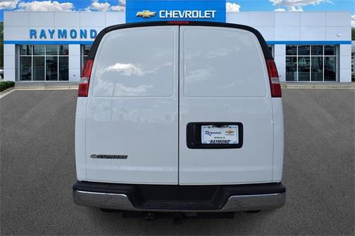 2025 Chevrolet Express 2500 RWD 2500 Regular Wheelbase WT