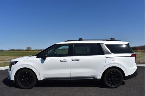 2025 Kia Carnival SX