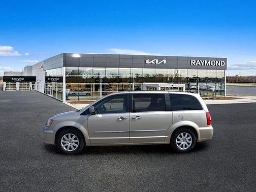 Cashmere/Sandstone Pearlcoat 2014 Chrysler Town & Country Touring