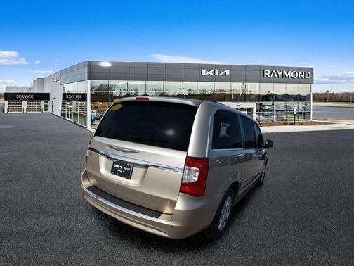 Cashmere/Sandstone Pearlcoat 2014 Chrysler Town & Country Touring