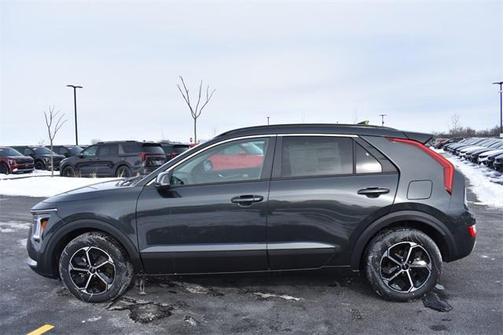 2025 Kia Niro EX