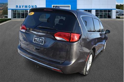 2018 Chrysler Pacifica Touring-L