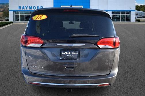 2018 Chrysler Pacifica Touring-L