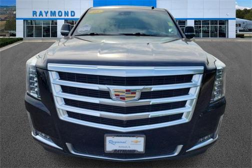 2018 Cadillac Escalade ESV Luxury