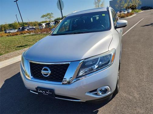 2014 Nissan Pathfinder Platinum