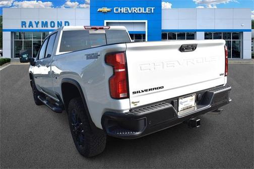 2025 Chevrolet Silverado 2500 LTZ