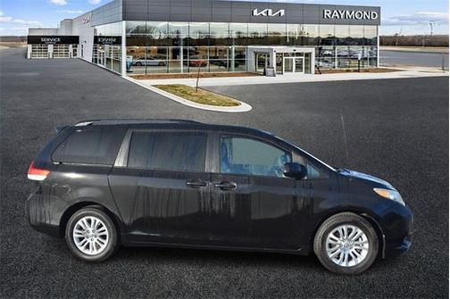 2014 Toyota Sienna XLE