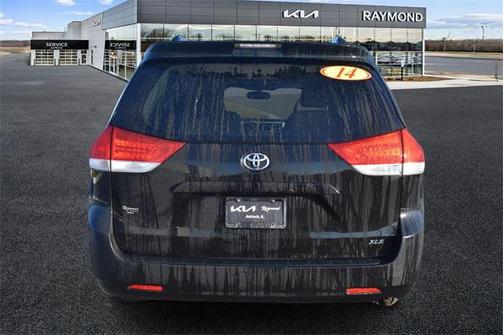 2014 Toyota Sienna XLE