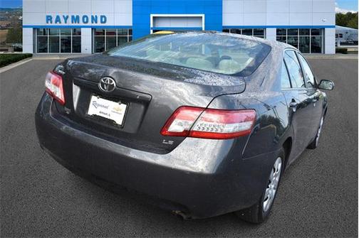 2010 Toyota Camry LE