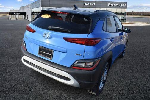 2022 Hyundai KONA SEL