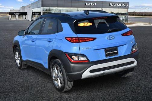 2022 Hyundai KONA SEL