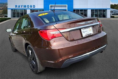 2013 Chrysler 200 LX