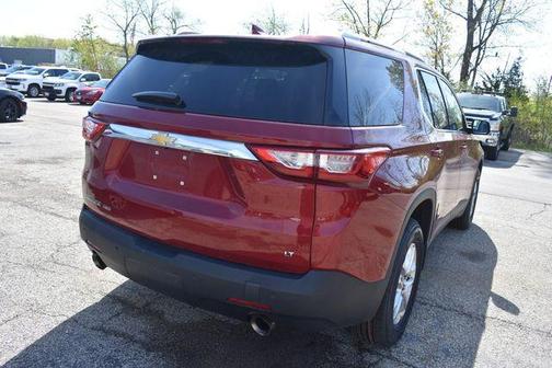 Red Tintcoat 2018 Chevrolet Traverse LT Cloth