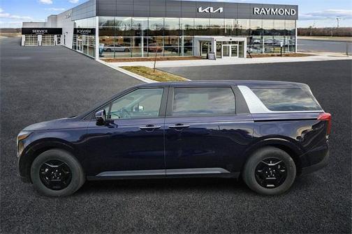 2025 Kia Carnival LXS