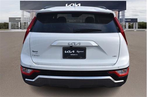 2025 Kia Niro SX