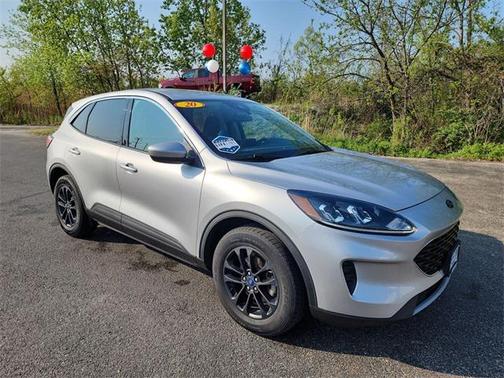 2020 Ford Escape SE