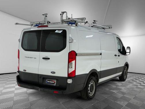 Oxford White 2017 Ford Transit-150 Base