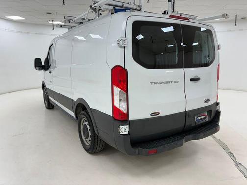 Oxford White 2017 Ford Transit-150 Base