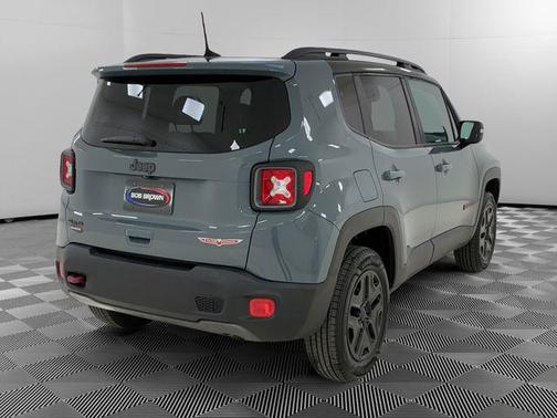 Anvil 2018 Jeep Renegade Trailhawk