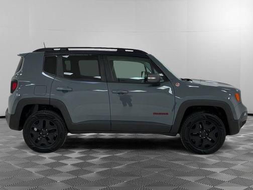 Anvil 2018 Jeep Renegade Trailhawk