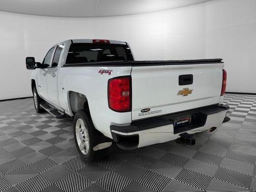 Summit White 2017 Chevrolet Silverado 2500 WT