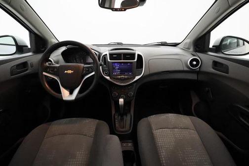 2020 Chevrolet Sonic FWD Hatchback 1FL 5-Door