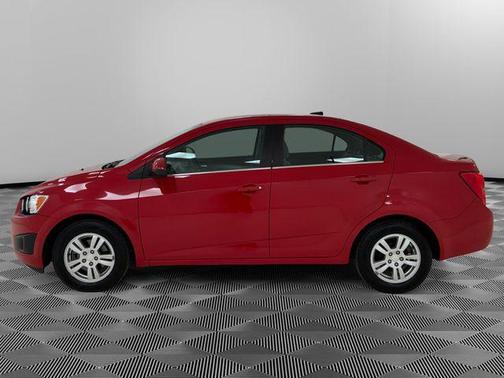 Victory Red 2013 Chevrolet Sonic LT