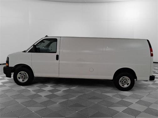 2023 GMC Savana 2500 Work Van