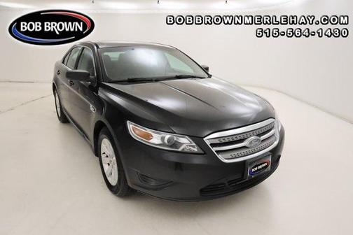 2010 Ford Taurus SE