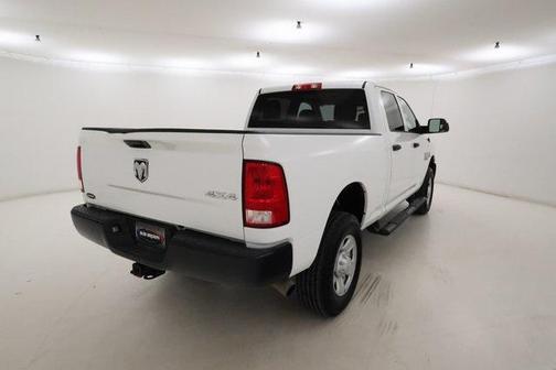 2018 RAM 3500 Tradesman Crew Cab 4x4 6'4' Box