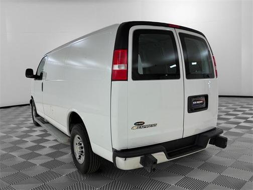 2024 Chevrolet Express 2500 RWD 2500 Regular Wheelbase WT
