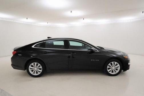 2021 Chevrolet Malibu FWD LT