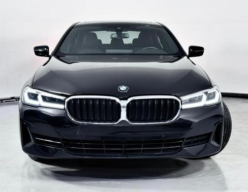 2021 BMW 530 i