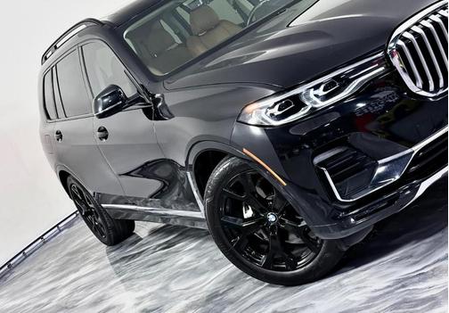 Black 2021 BMW X7 xDrive40i
