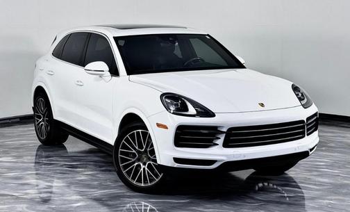 White 2022 Porsche Cayenne