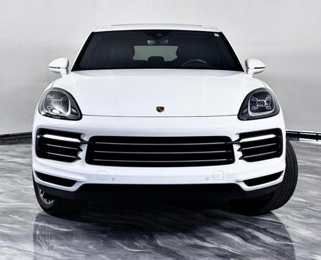 White 2022 Porsche Cayenne