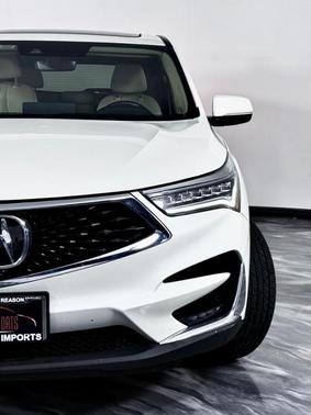 White 2019 Acura RDX Advance Package