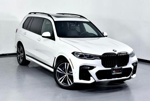 2021 BMW X7 M50i