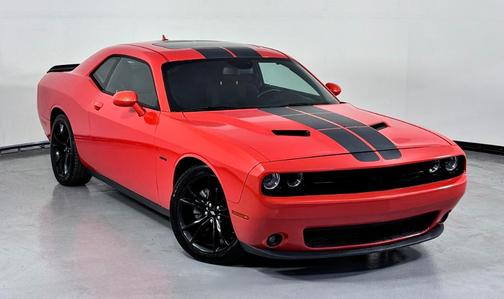 2017 Dodge Challenger R/T Plus