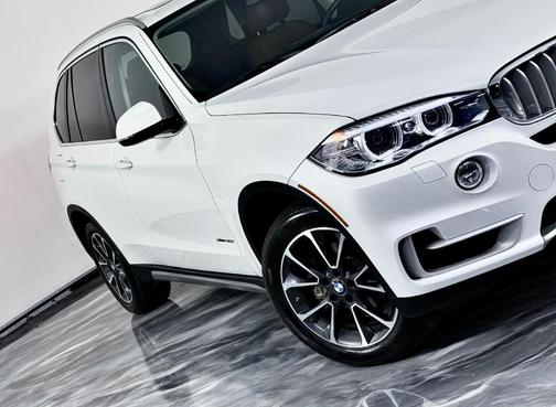 White 2016 BMW X5 xDrive35i