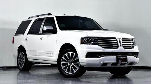 2015 Lincoln Navigator Base