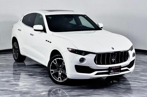 White 2020 Maserati Levante Base