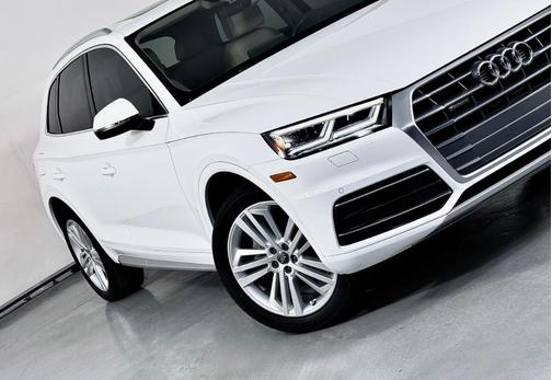 2018 Audi Q5 2.0T Premium Plus