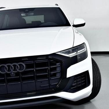 2021 Audi Q8 55 Premium